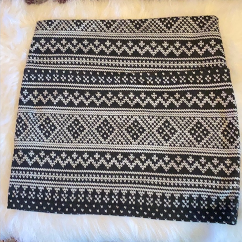 Wet Seal (small) polyester skirt
